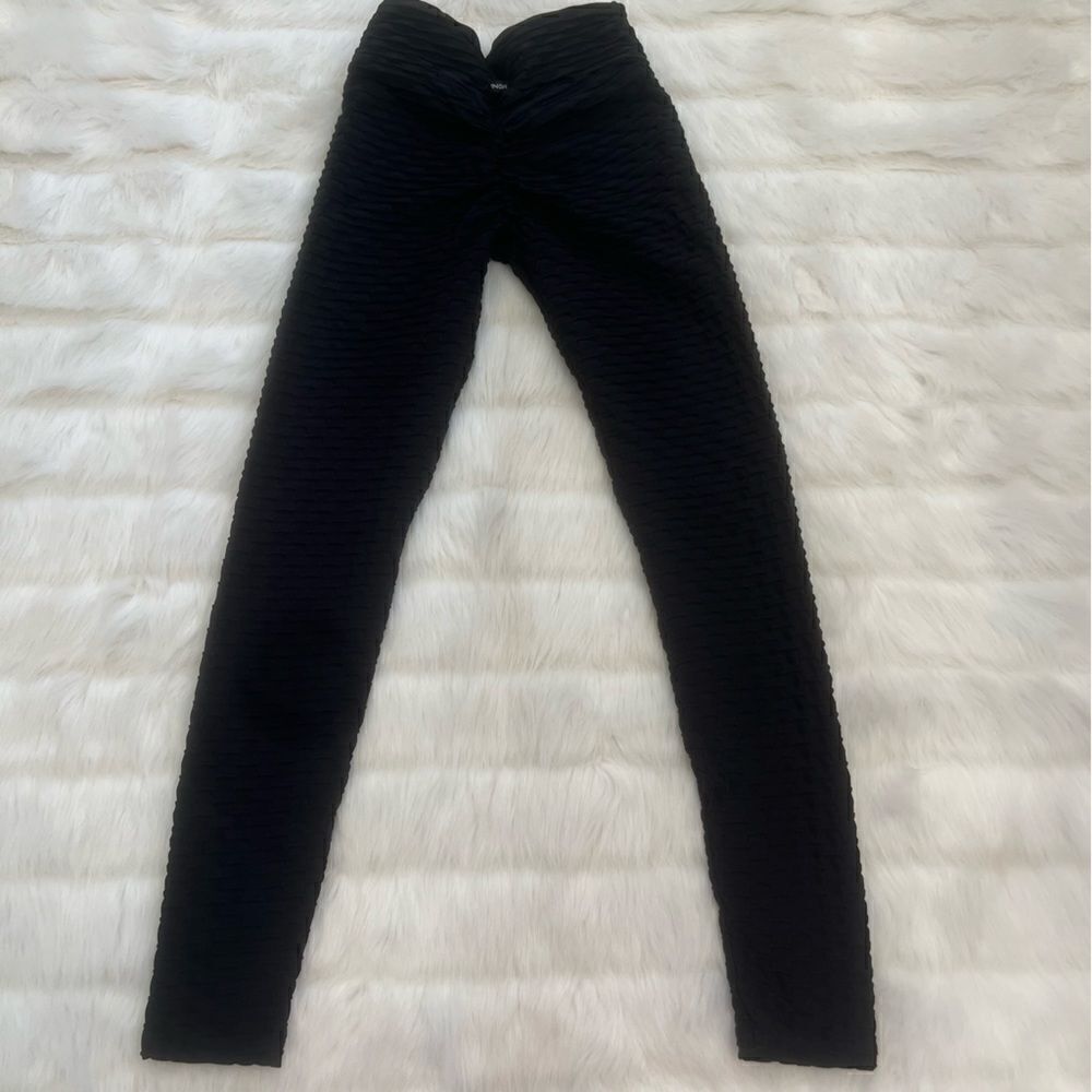 Anti Cellulite Scrunch Black Booty Legging (S) - Picture 10 of 13